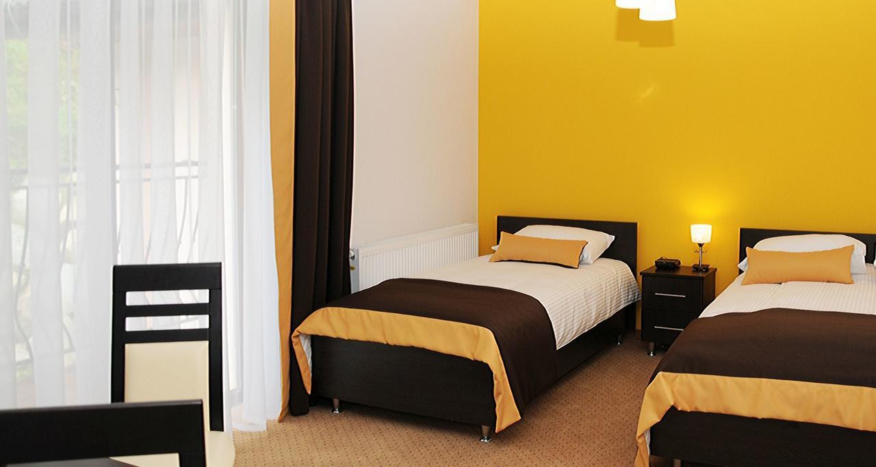 Hotel Klaudia Juszczyn ภายนอก รูปภาพ