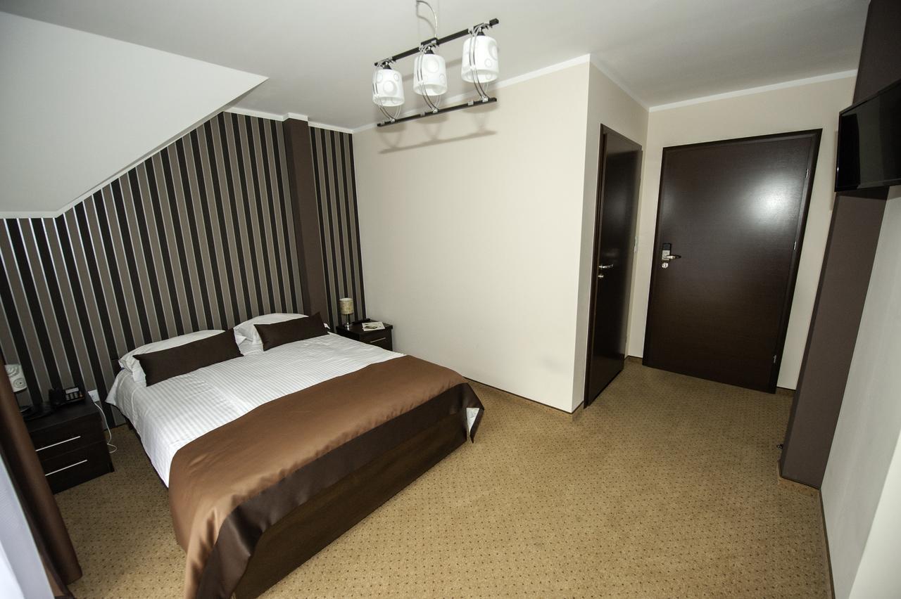 Hotel Klaudia Juszczyn ภายนอก รูปภาพ