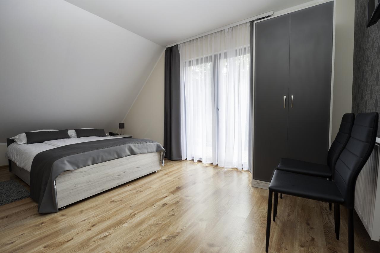 Hotel Klaudia Juszczyn ภายนอก รูปภาพ